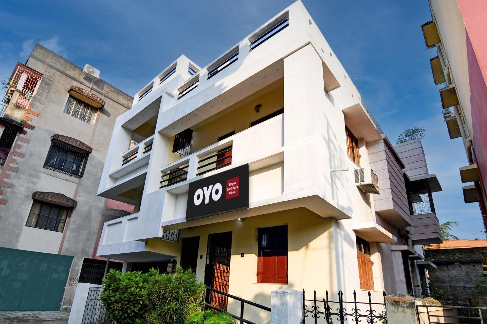 Oyo Simplex Guest House Behala โกลกาตา ภายนอก รูปภาพ