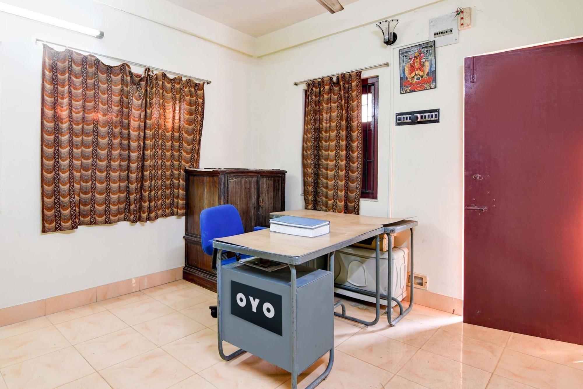 Oyo Simplex Guest House Behala โกลกาตา ภายนอก รูปภาพ